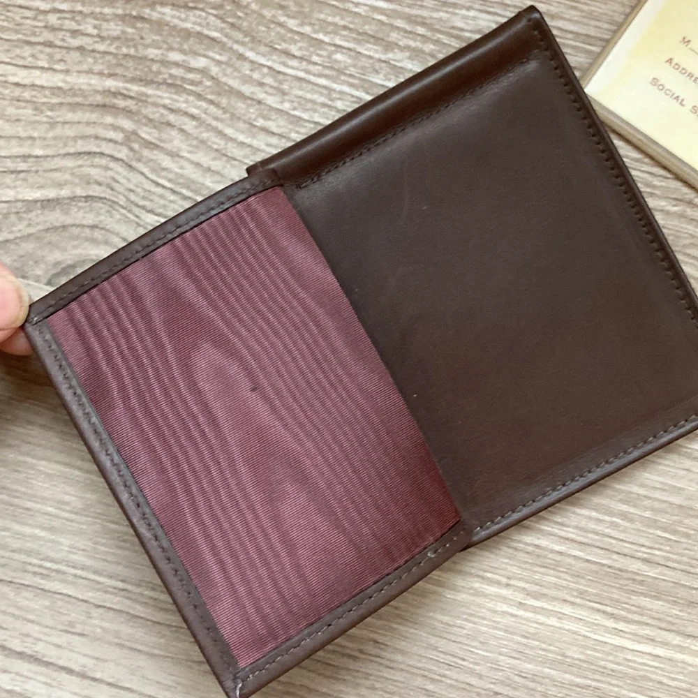 Wallet bifold with money clip in brass fandango calf leather